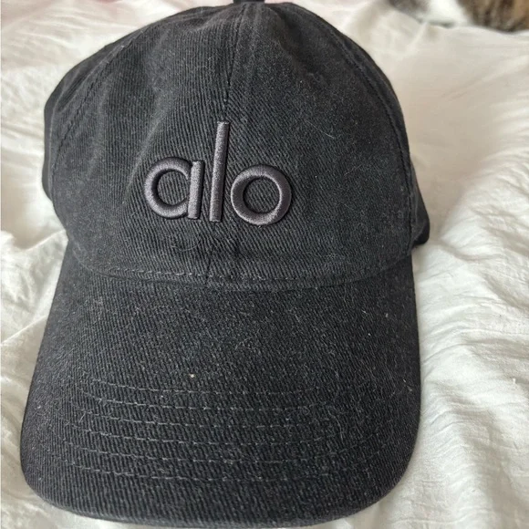 ALO Yoga Black Denim Hat 🖤 - Picture 2 of 4